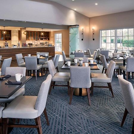 Delta Hotels By Marriott Norfolk Airport Exterior photo