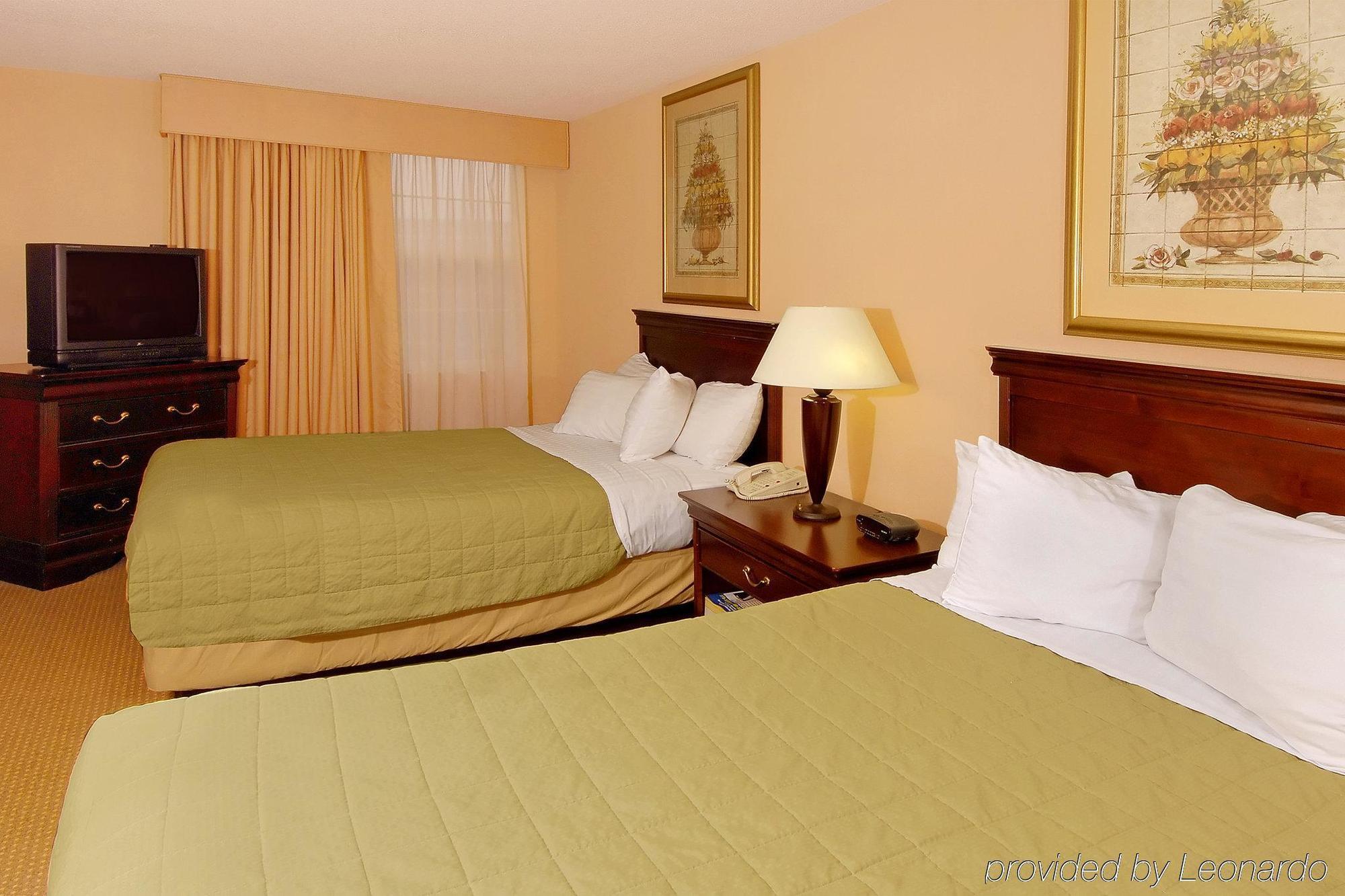 Delta Hotels By Marriott Norfolk Airport Room photo
