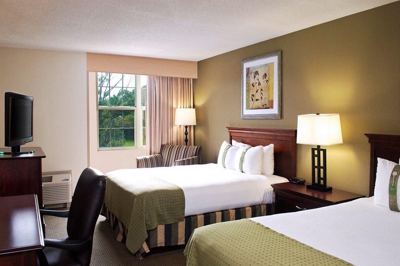 Delta Hotels By Marriott Norfolk Airport Exterior photo