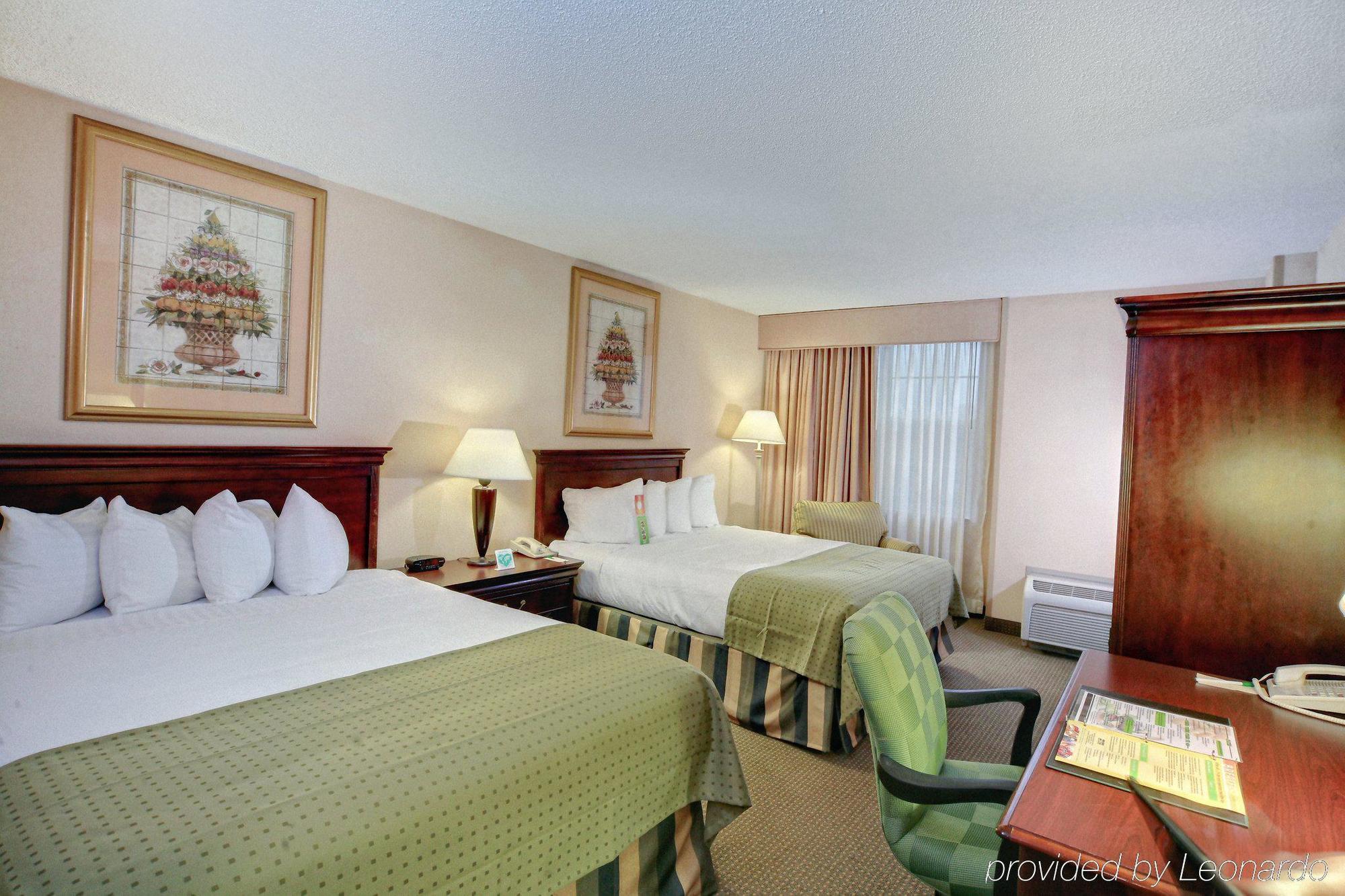 Delta Hotels By Marriott Norfolk Airport Exterior photo